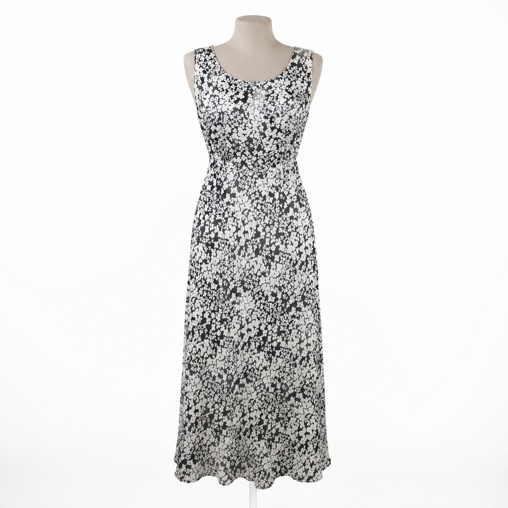 Vintage Y2K 100% Silk Maxi Dress Size 8 Black White Pattern Sleeveless Cocktail